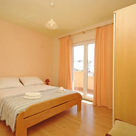 Orange House Three Bedroom With Sea View * Podstrana